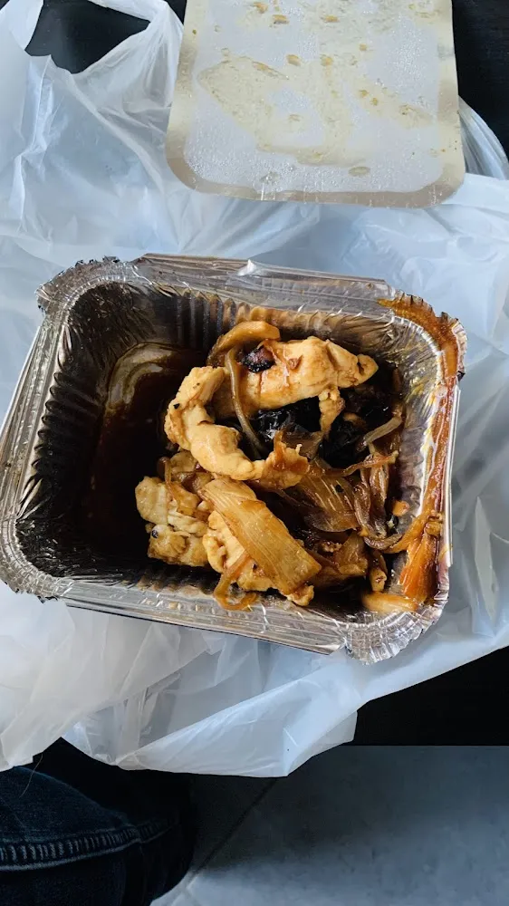 Poulet Au Champignons Noirs